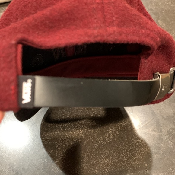 Vans Off The Wall Maroon Charcoal Wool Blend Strapback Hat Adjustable/Os Cap - Picture 5 of 8